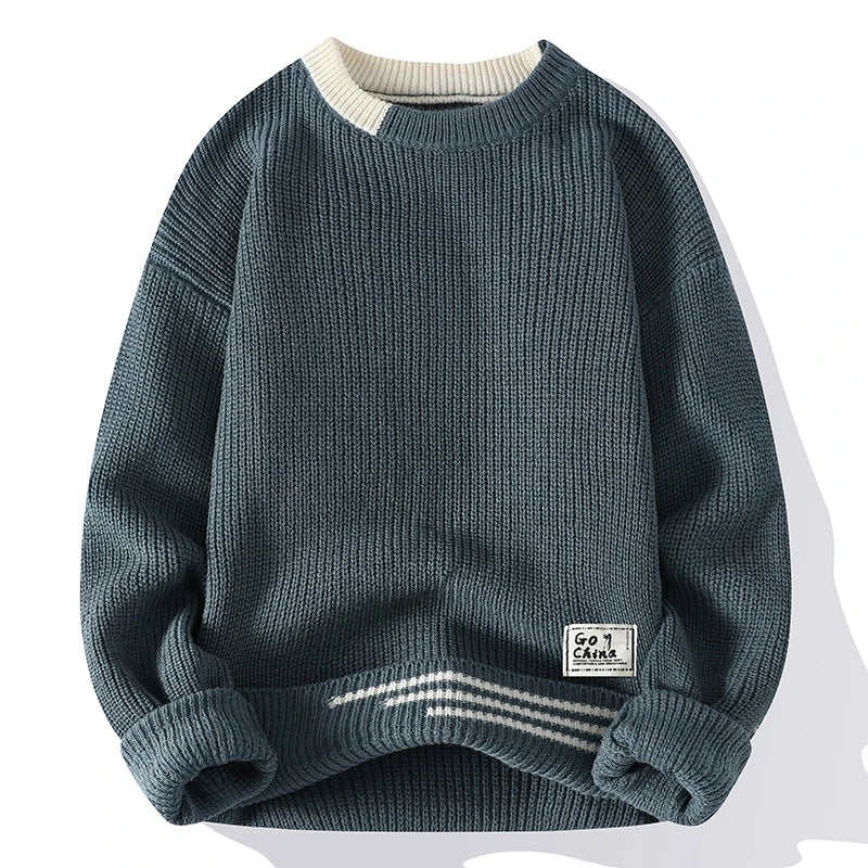 Women's textured crew neck sweater with long sleeves
