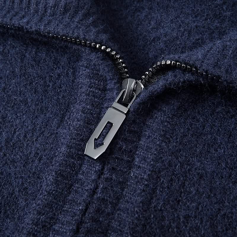 Men's plain quarter zip sweater with knitted collar and ribbed trims