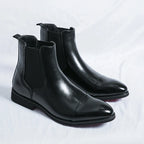 Chelsea ankle boots with square toes, elastic side panels and low heels