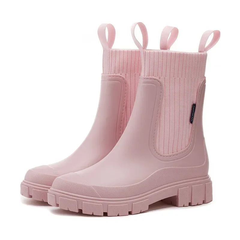 Women's Chelsea rain boots with elasticated side panels and chunky lug soles