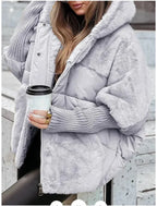 Women's hooded puffer jacket with faux-fur trim