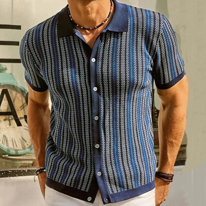 Men's short-sleeve knitted polo shirt with vertical stripes and button front