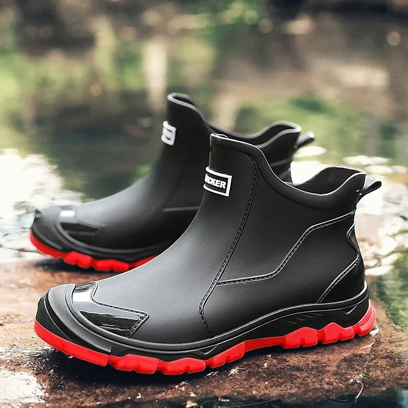 Women's Chelsea-style ankle rain boots with round toes and lugged soles