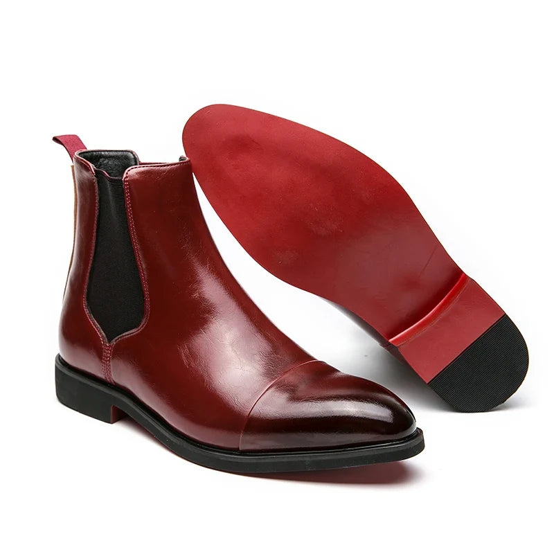 Chelsea ankle boots with square toes, elastic side panels and low heels