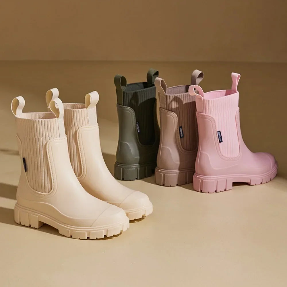 Women's Chelsea rain boots with elasticated side panels and chunky lug soles