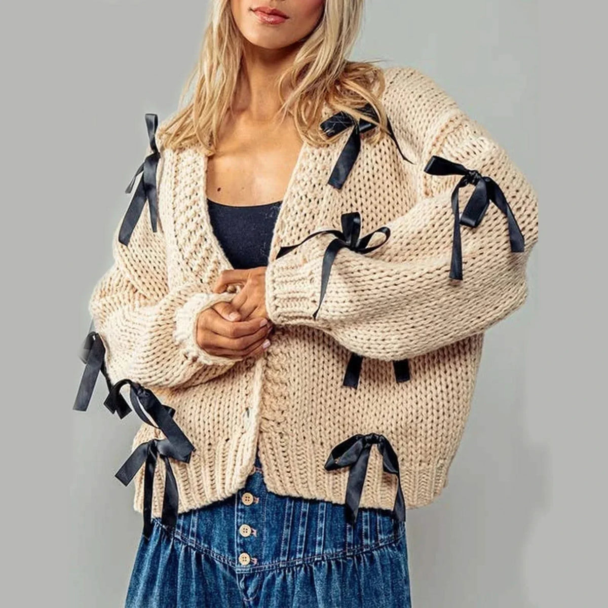 Women's knitted cardigan with ribbon bow ties and long sleeves