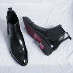 Chelsea ankle boots with square toes, elastic side panels and low heels