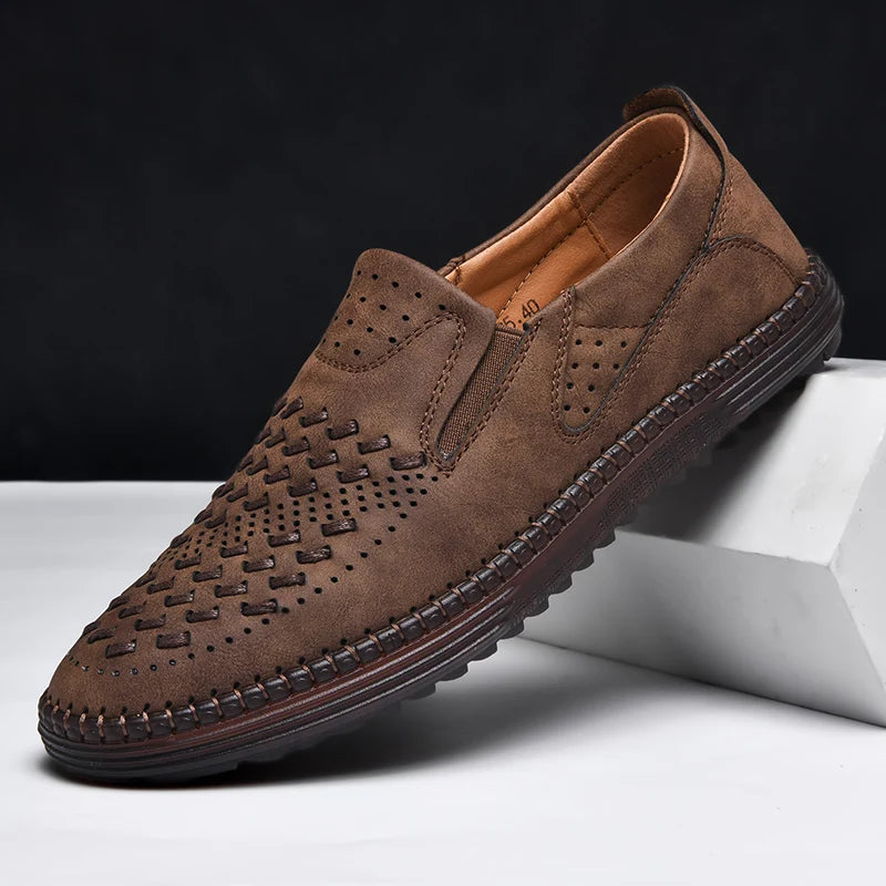 Men's perforated slip-on loafer with round toe and flat textured sole