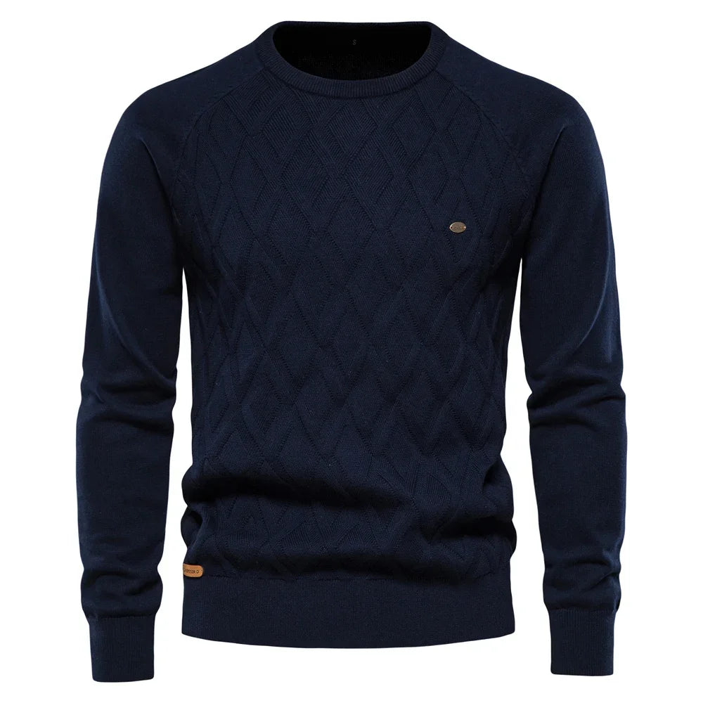 Men's argyle knit crew neck sweater with long sleeves and ribbed trims