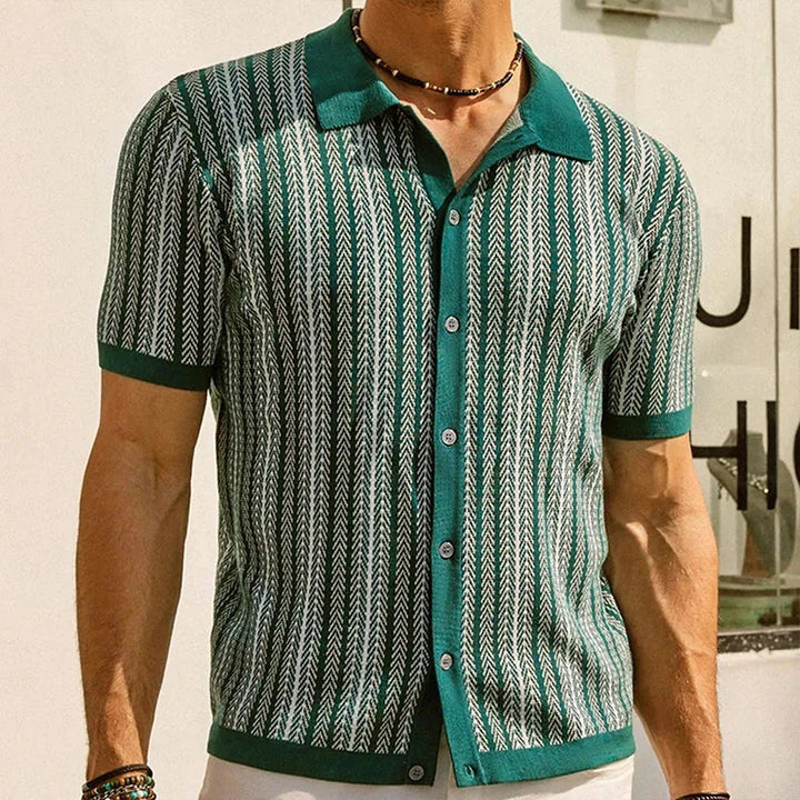 Men's short-sleeve knitted polo shirt with vertical stripes and button front