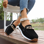 Women's loafers with chunky chain detail and moc toe