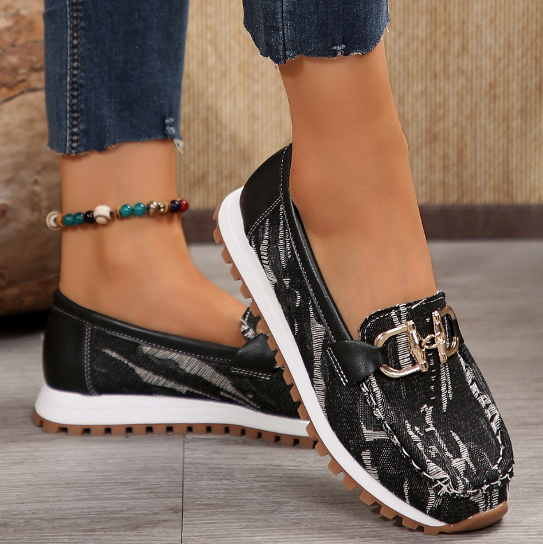 Women's patterned loafers with double buckle trim and ridged soles