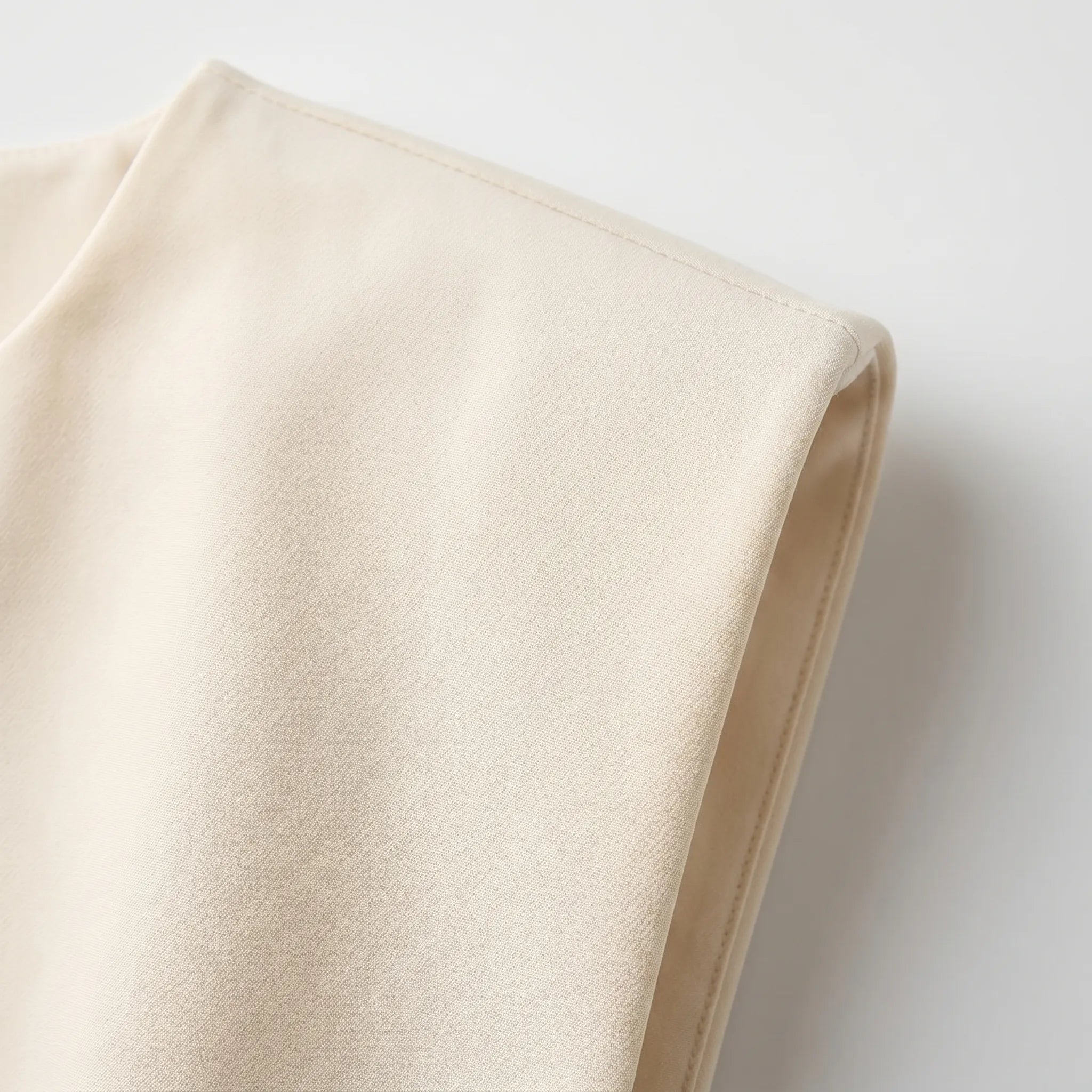 Sculptara - Tailored Sleeveless Midi Dress