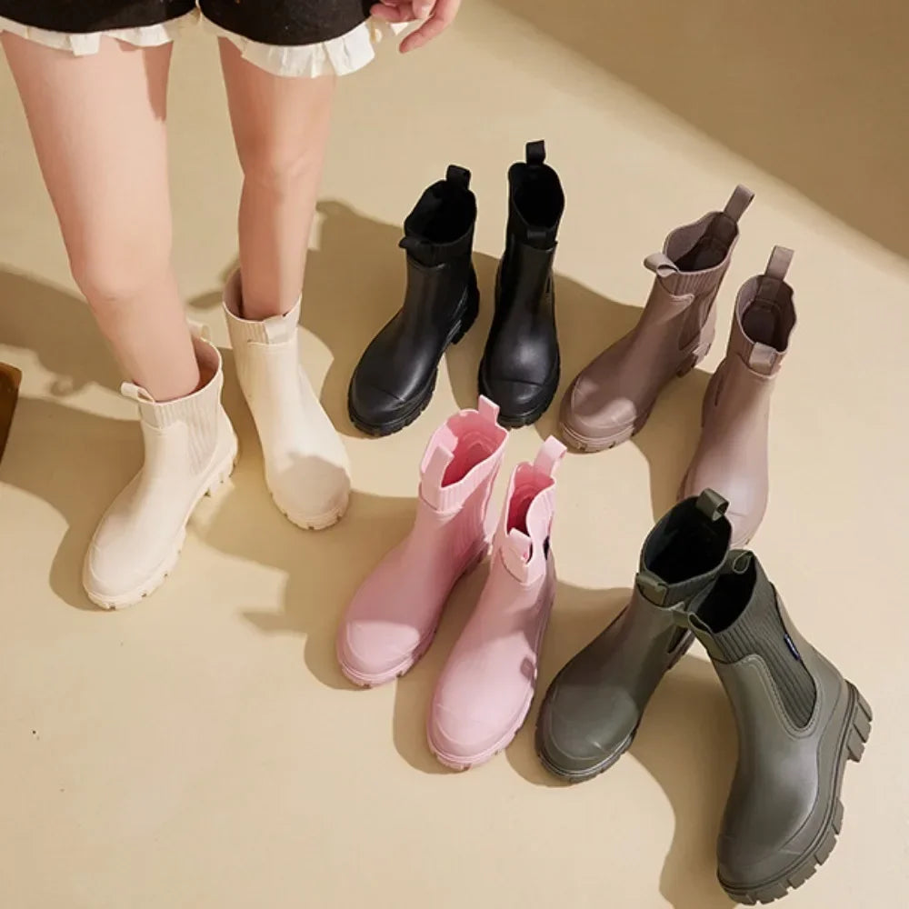 Women's Chelsea rain boots with elasticated side panels and chunky lug soles