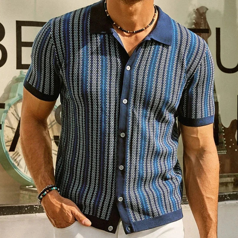 Men's short-sleeve knitted polo shirt with vertical stripes and button front