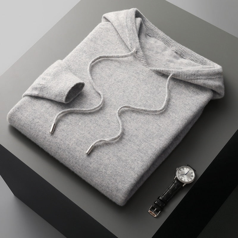Men's plain hooded sweater with drawstrings and ribbed trims