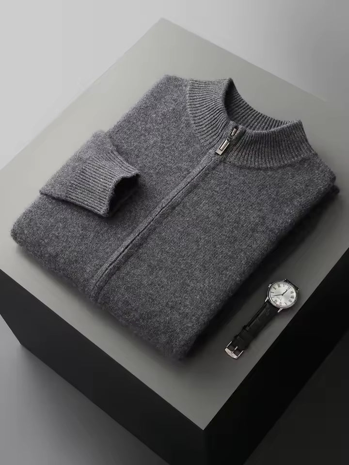 Men's fine knit tracksuit set with a zip jacket and drawstring trousers
