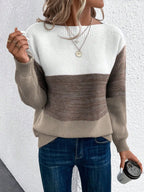 Women's color block knit jumper with crew neckline and long sleeves