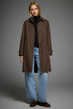 Women's single-breasted trench coat with pointed collar and button front