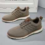 Men's lace-up trainers with textured upper, round toe and contrasting sole