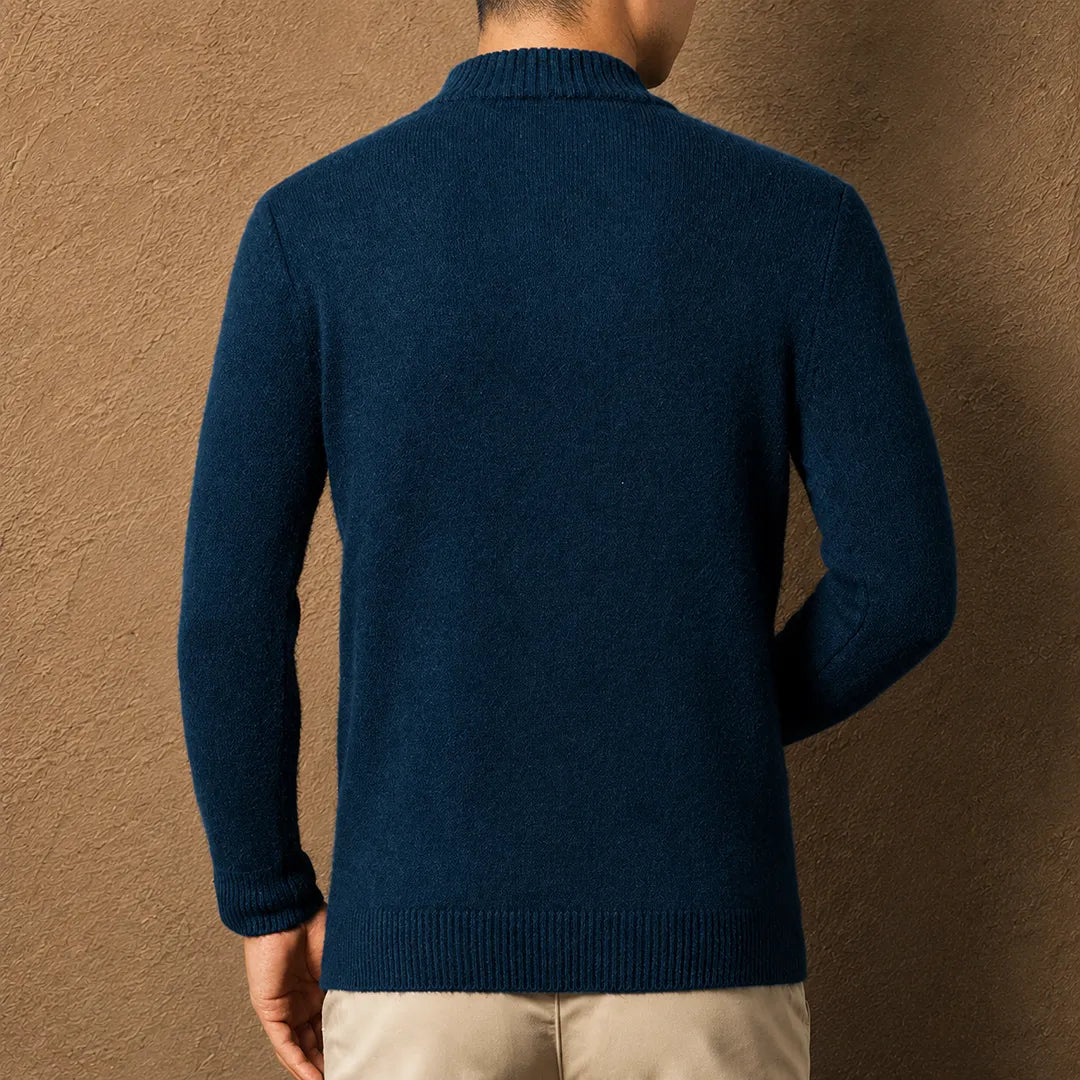 Men's textured geometric Henley jumper with mock neckline and long sleeves
