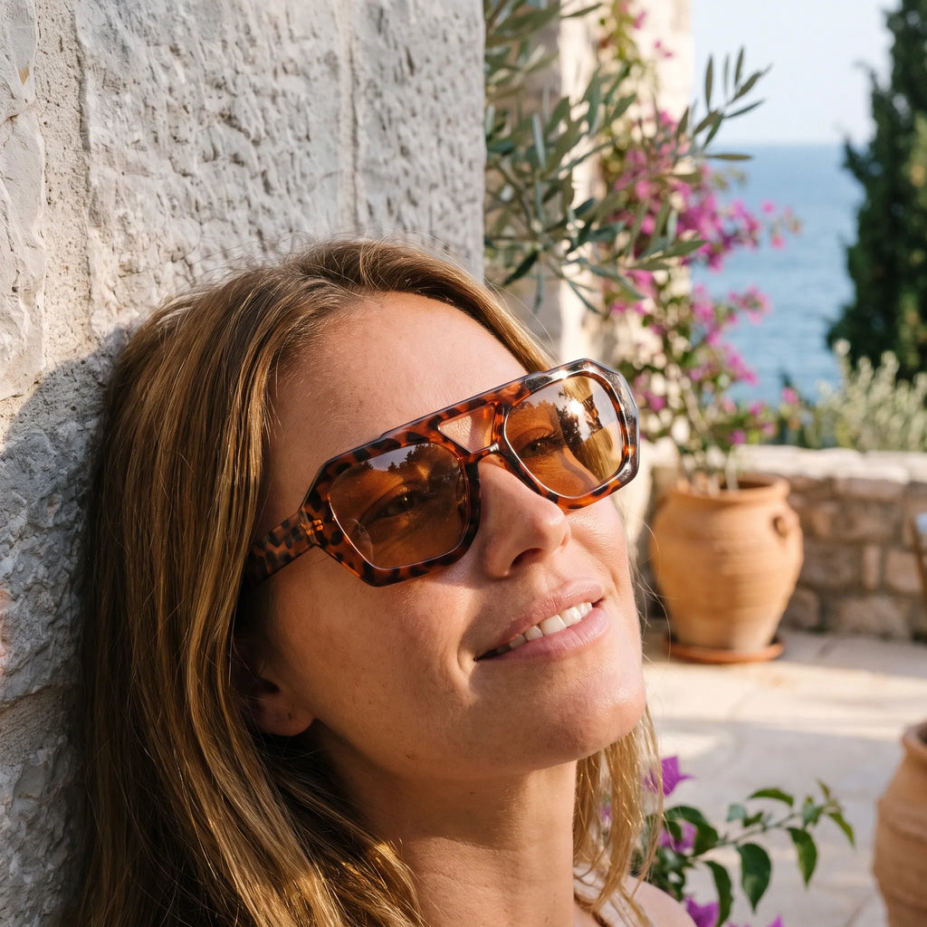 Solvara  - Oversized Geometric Retro Women Sunglasses Outdoor Brunch Gatherings
