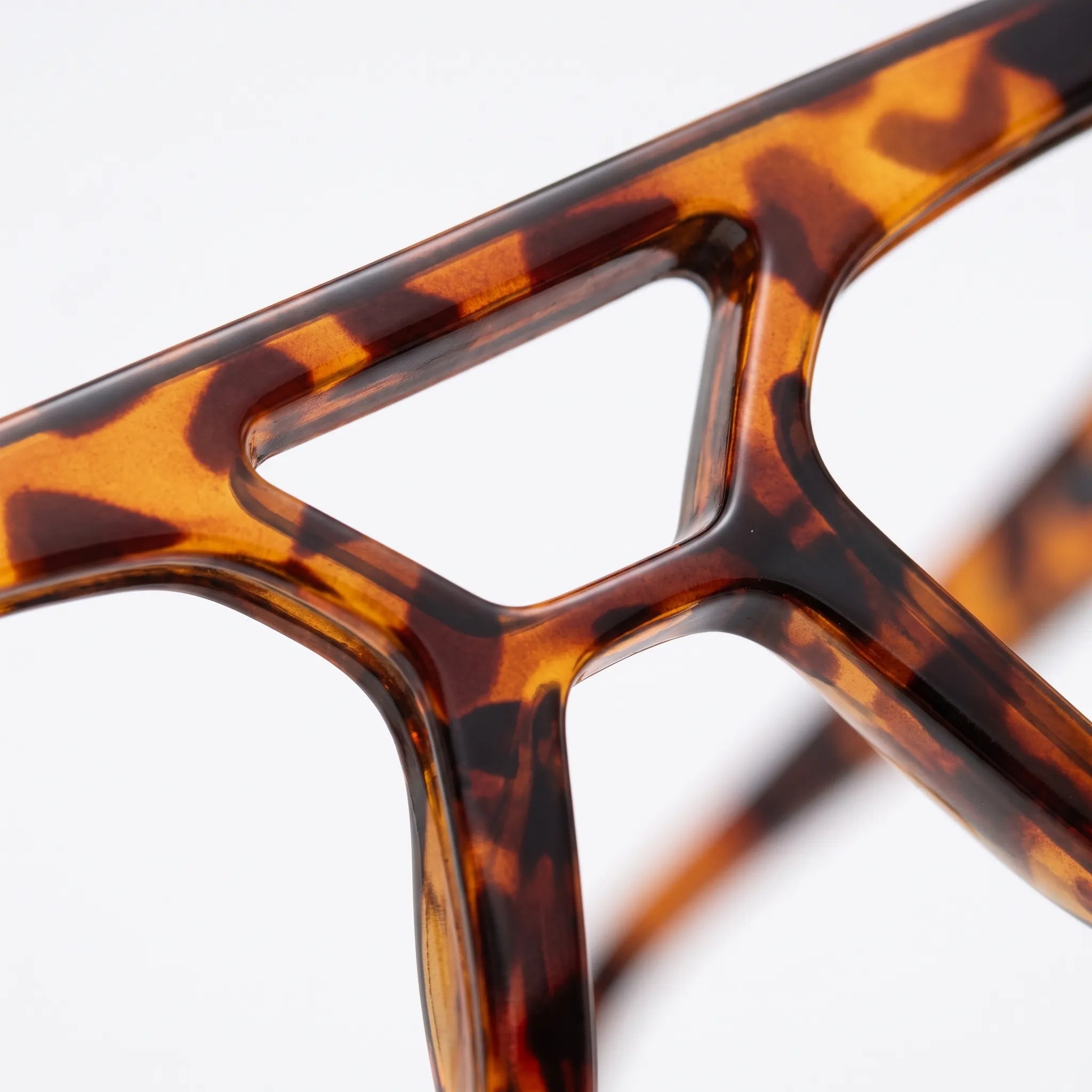 Solvara  - Oversized Geometric Retro Women Sunglasses Outdoor Brunch Gatherings