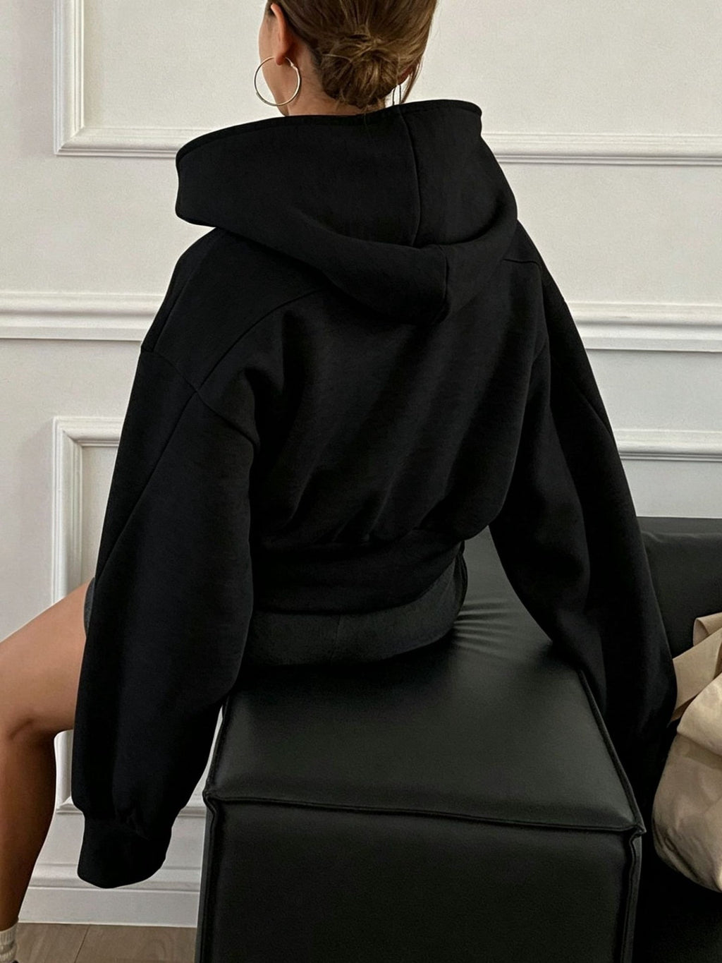 Women's oversized cropped hooded zip hoodie with long sleeves