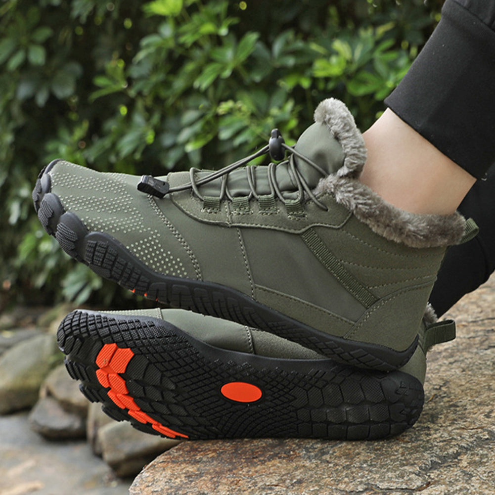 Winter barefoot ankle shoes with fur-look collar and textured tread