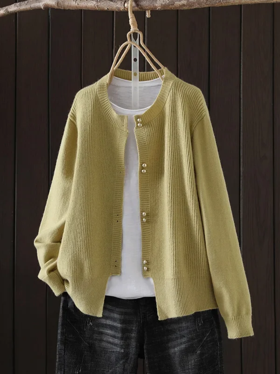 Women's ribbed knit cardigan with pearl-style buttons