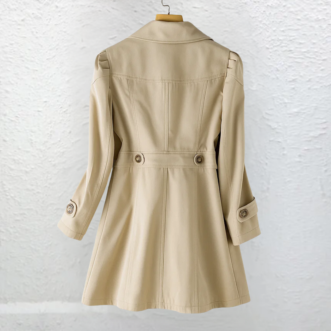 Women's structured trench coat with notched lapels, buttons and long sleeves