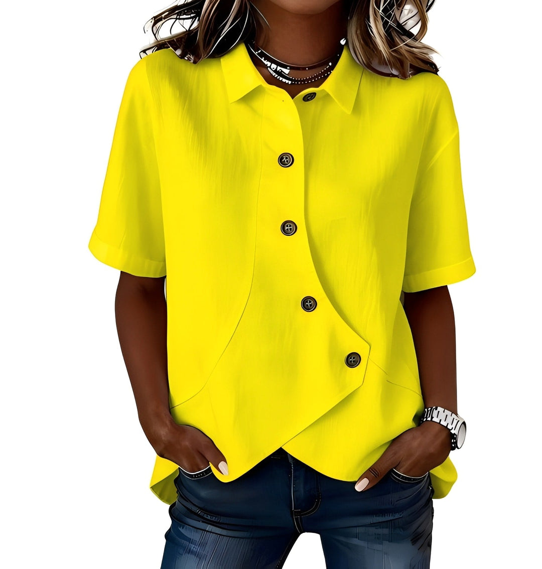 Women's short-sleeve button blouse with pointed collar and curved hem