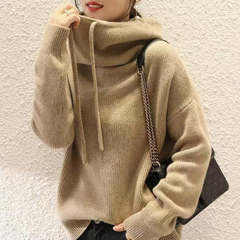 Women's knitted hoodie with drawstrings and ribbed trims