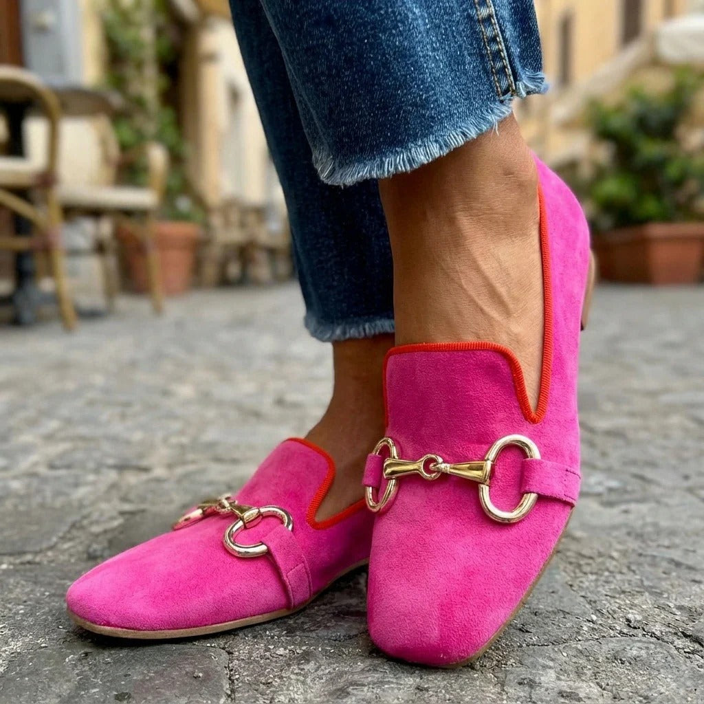 Women's loafers with square toes and gold metal horsebit detail