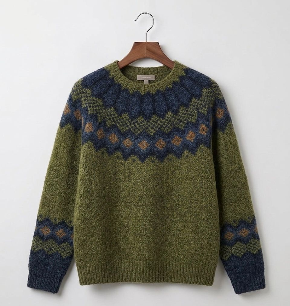 Green Nordic pattern knit jumper with crew neck and long sleeves
