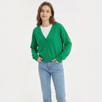 Women's relaxed V-neck button-front cardigan with long sleeves