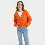 Women's relaxed V-neck button-front cardigan with long sleeves
