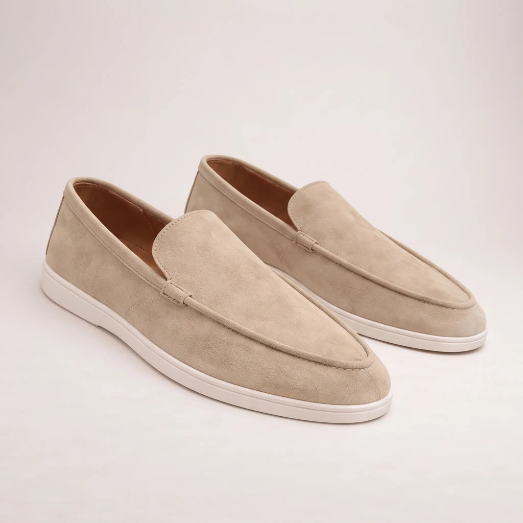 Men's slip-on loafers with moc toe and flat white sole