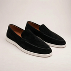 Men's slip-on loafers with moc toe and flat white sole