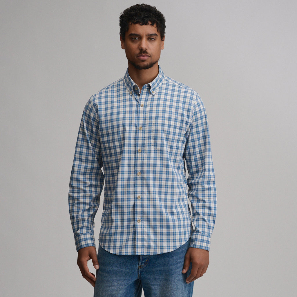 Men's checked long-sleeve shirt with button-down collar and chest pocket