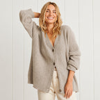 Women's oversized ribbed cardigan with V-neck and button front