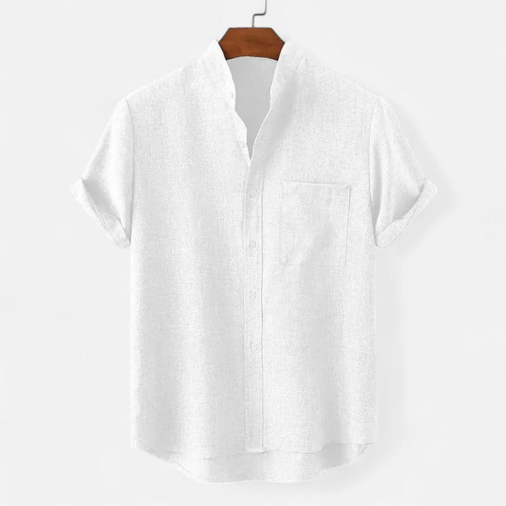 Men's textured short sleeve shirt with mandarin collar and chest pocket