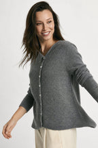 Women's button front cardigan with long sleeves and front pockets