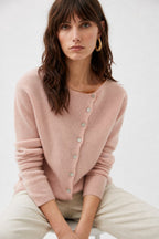 Women's button front cardigan with long sleeves and front pockets