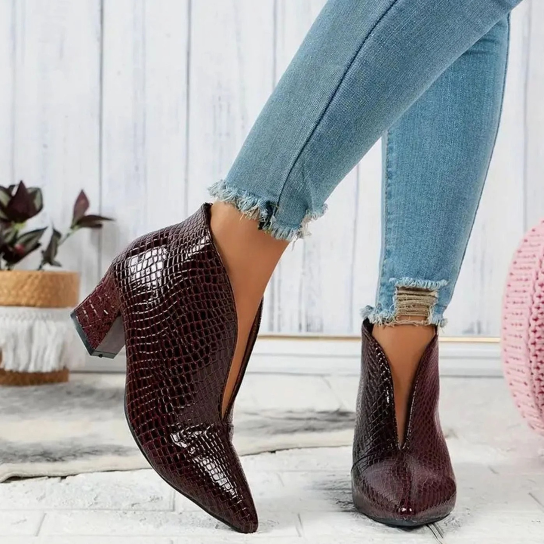 Women's textured pointed-toe ankle boots with high block heels
