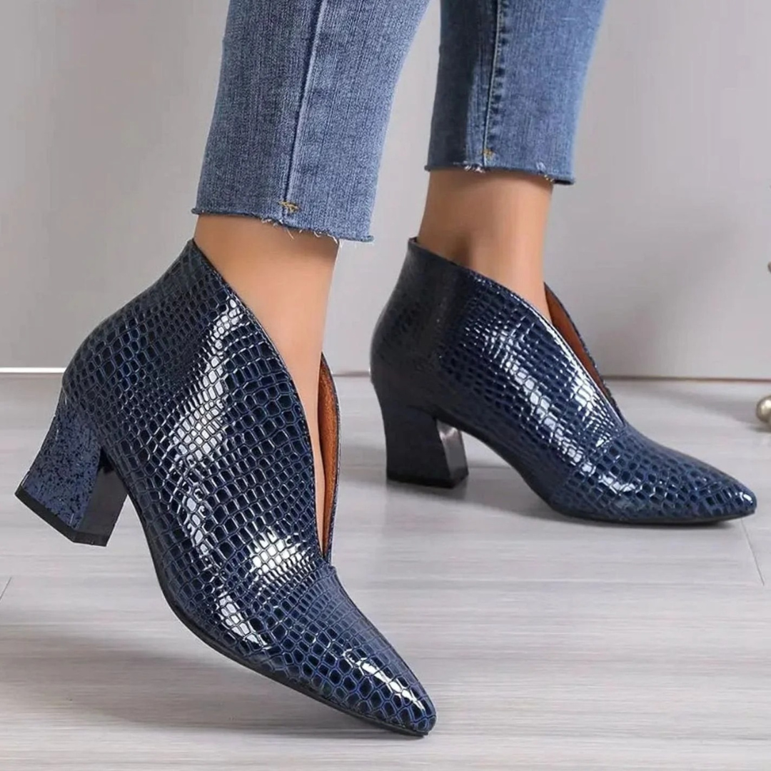 Women's textured pointed-toe ankle boots with high block heels