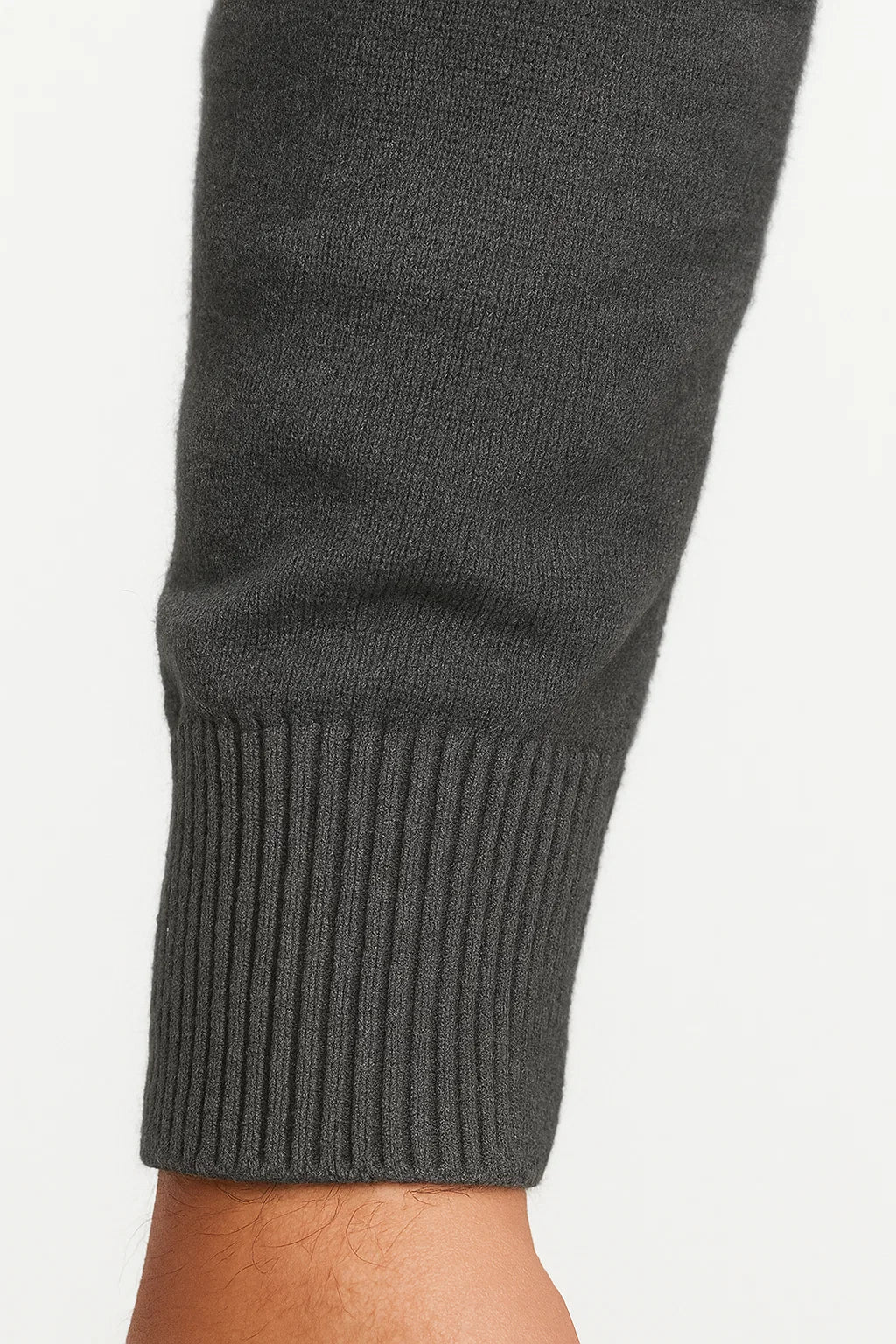 Men's textured quarter-zip jumper with high collar and long sleeves