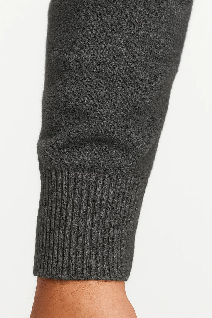 Men's textured quarter-zip jumper with high collar and long sleeves