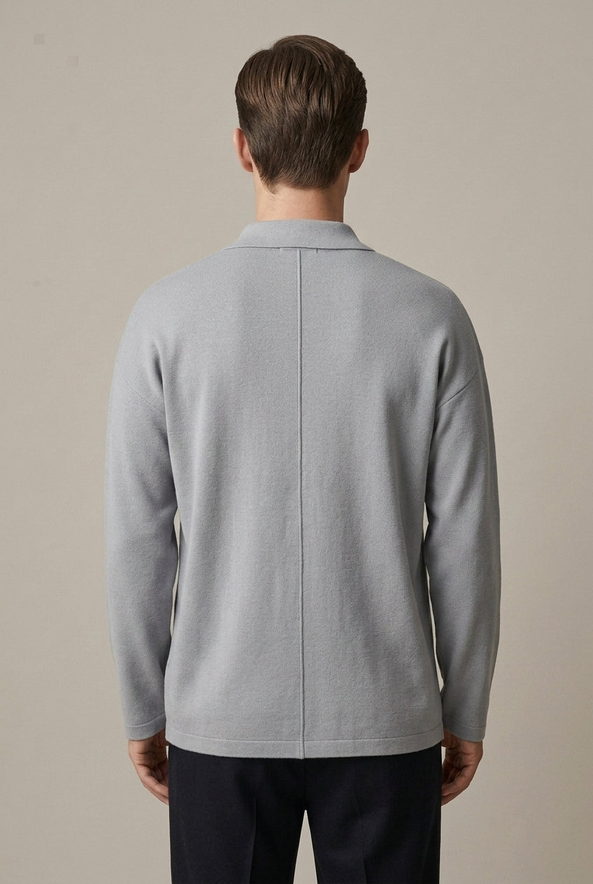 Men's oversized knitted cardigan with spread collar and button front