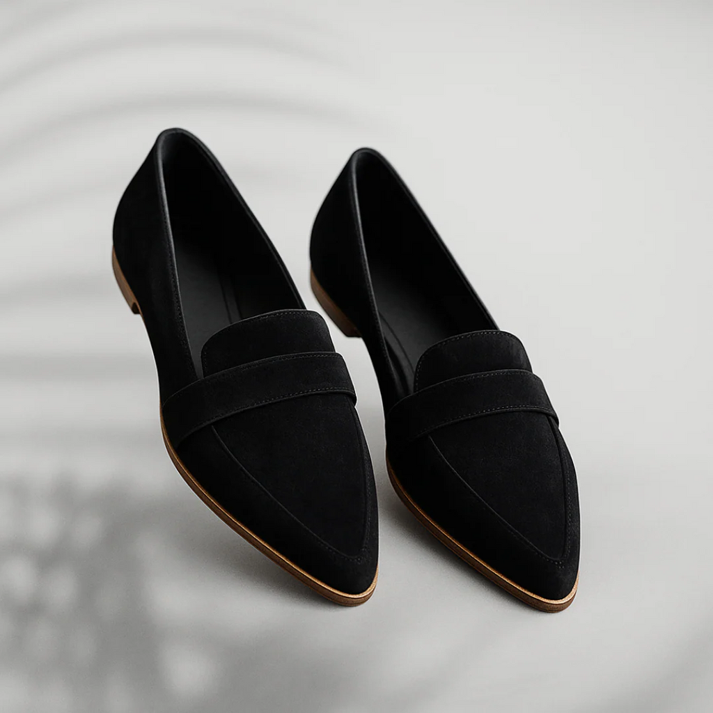 Women's pointed loafers with penny straps and low heels